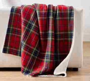 A-snuggly-throw A-snuggly-throw