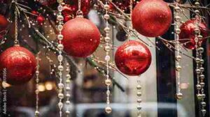 Red-and-White-Christmas-Decor Red-and-White-Christmas-Decor