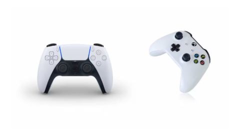 PlayStation vs Xbox Controller Comparison