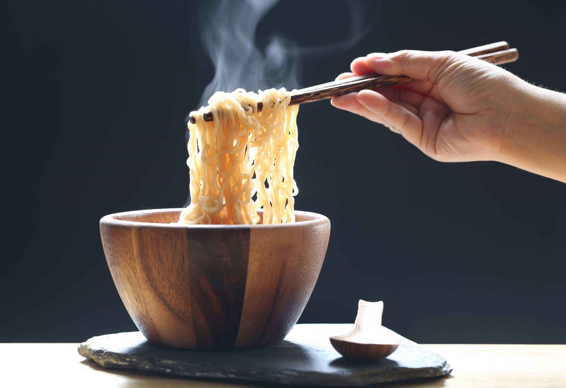 how-to-use-chopsticks how-to-use-chopsticks